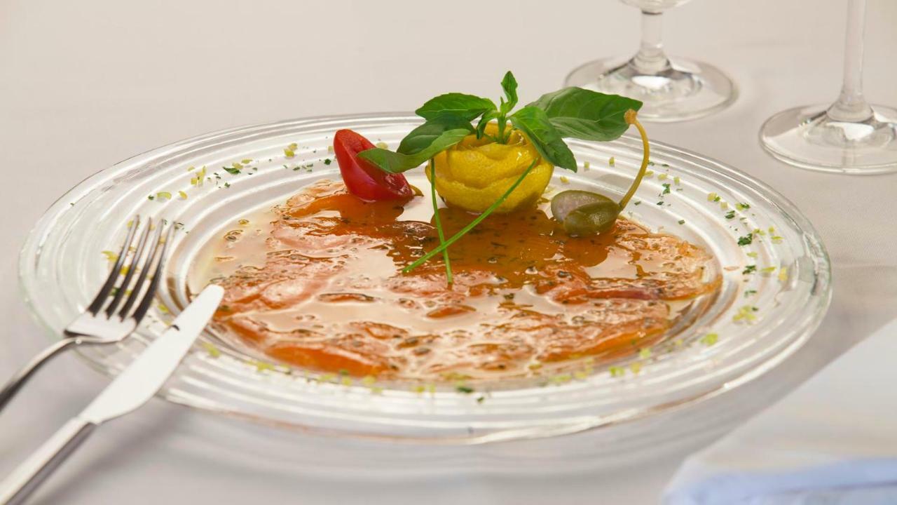 فندق وسبا كاسياتوري كاريماريو المظهر الخارجي الصورة